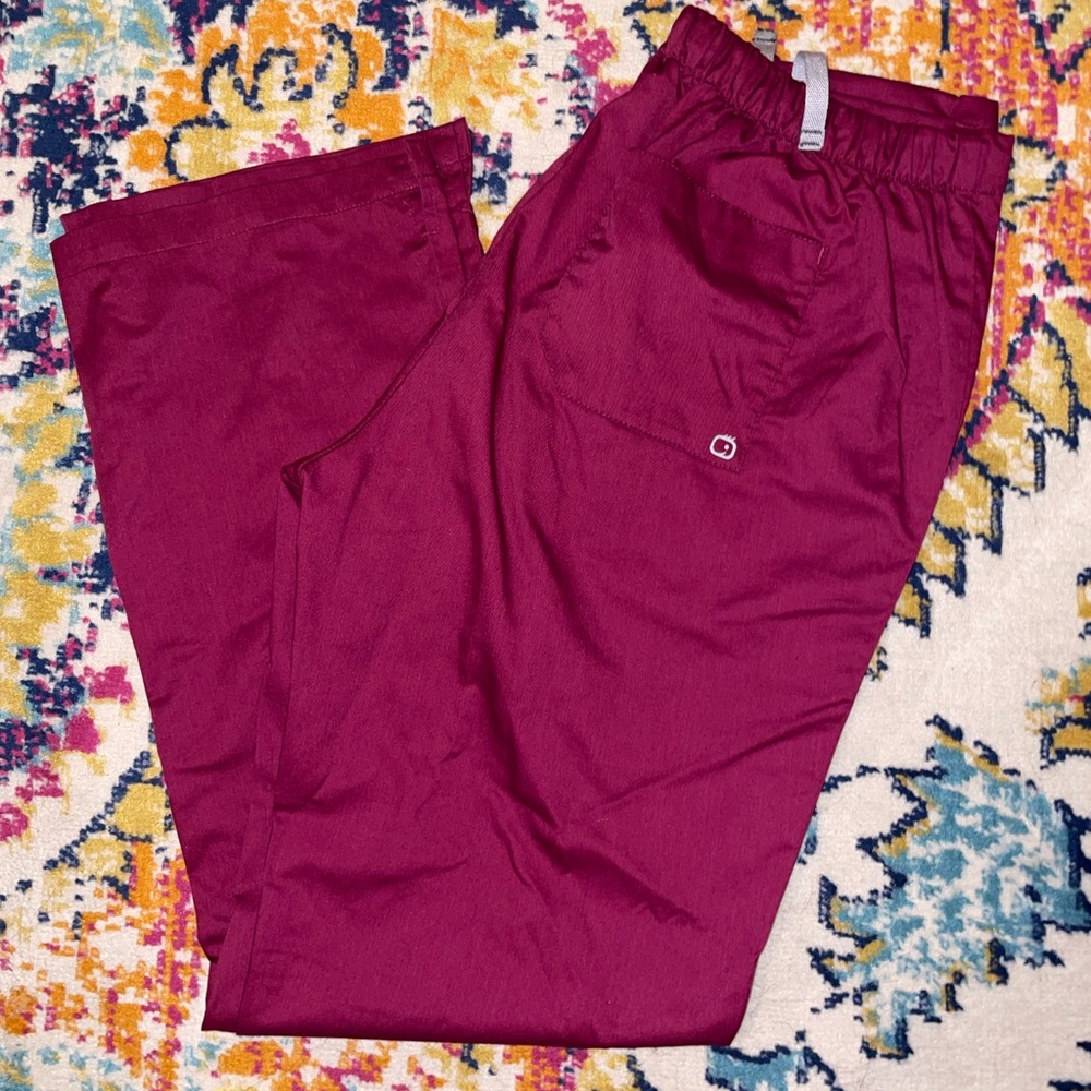WonderWORK Women's Flare Leg Scrub Pant-large tall length in wine (maroon)
